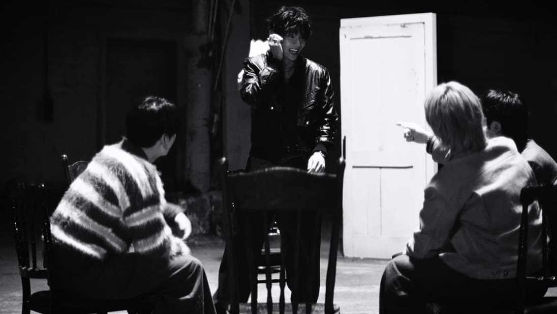BTS sa vracajú k legendárnemu momentu. Pozri si nový klip "Merry Go Round"