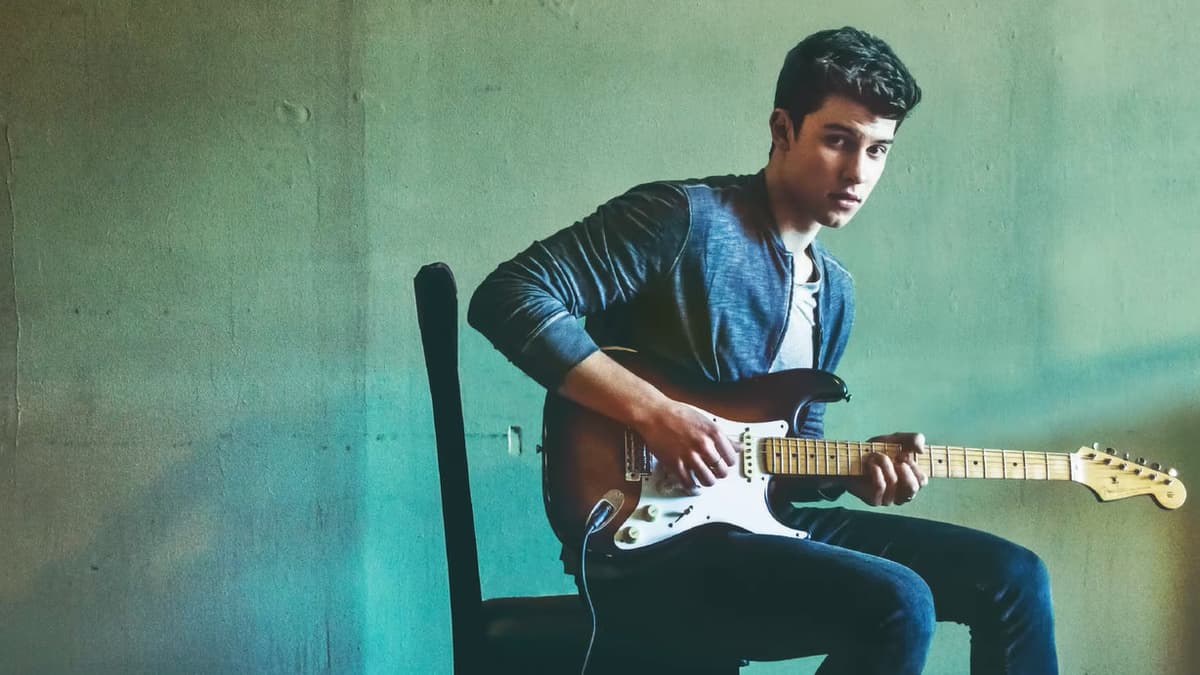Shawn Mendes oslavuje 10 rokov albumu Illuminate. Vydáva aj nevydané demo
