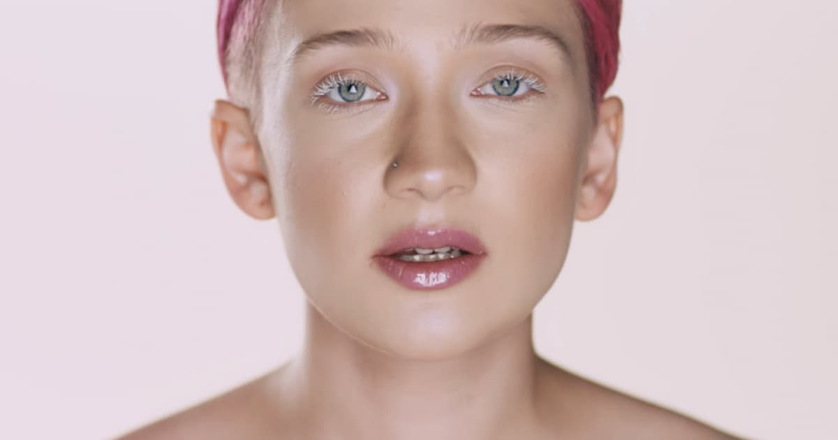 Tereza Mašková vydáva singel „Žár“. Fanúšikom nim doslova vyrazila dych!