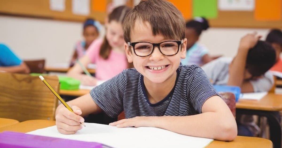 Mal do školy priniesť svoju obľúbenú hračku. Vzal si maminu záhadnú pomôcku