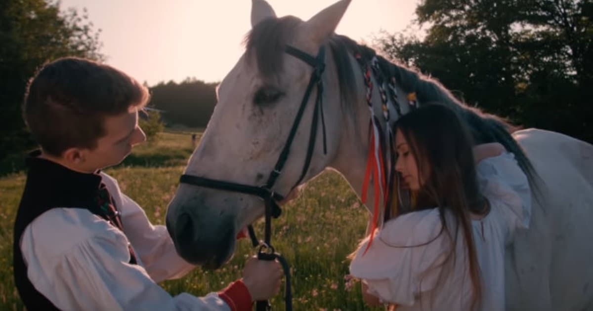 Skupina HRDZA predstavuje klip k novej skladbe „Košieľočka“