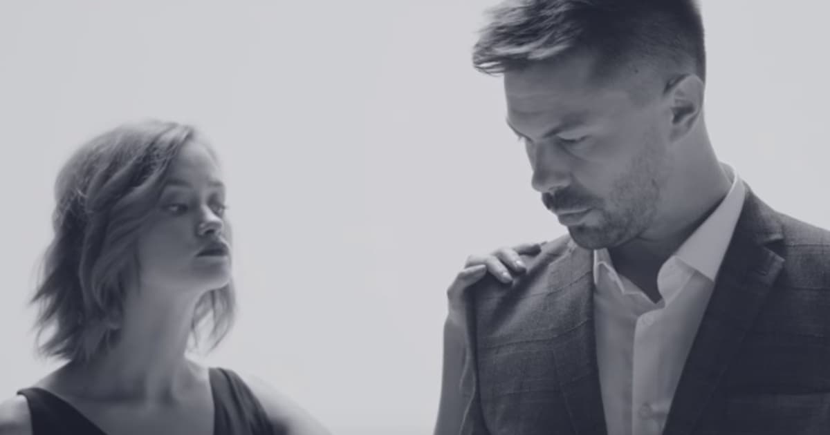 PREMIÉRA: Adam Ďurica predstavuje singel "Holubička" s nádherným umeleckým klipom
