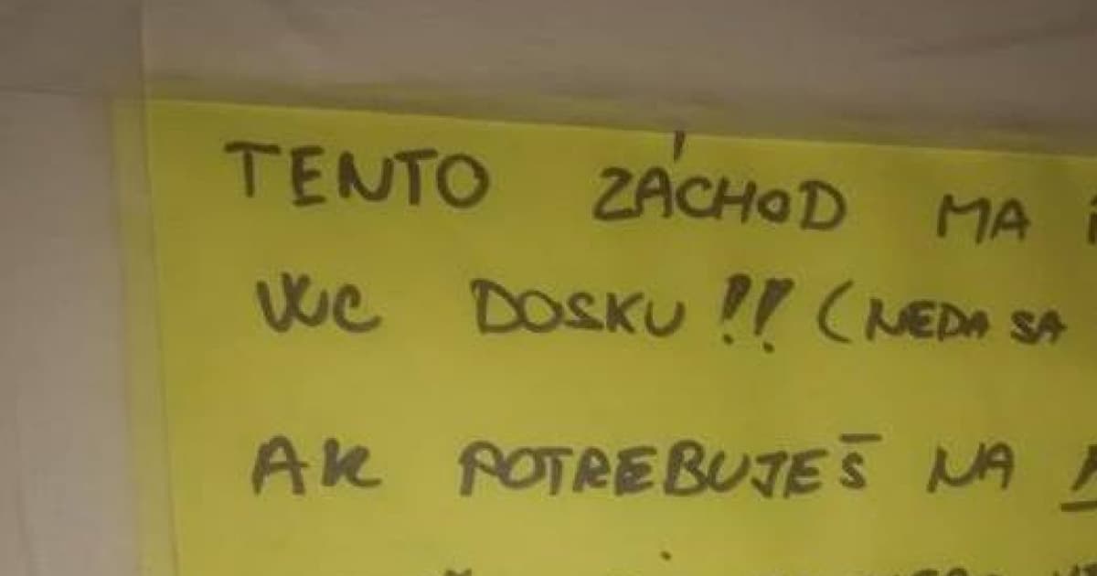 FunFOTO: Tomáš objavil v práci na záchode príjemný predvianočný odkaz