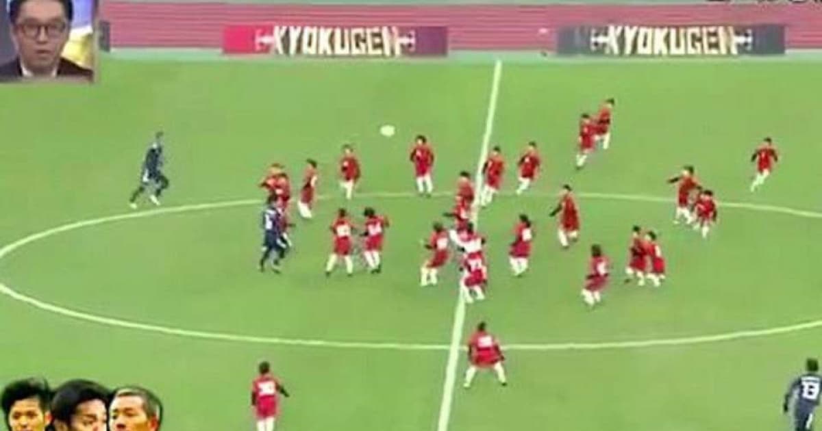 100 detí proti 3 profesionálnym futbalistom! Kto vyhral?