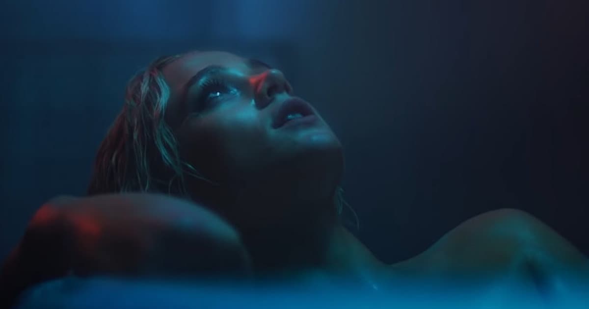 Emma Drobná v najodvážnejšom klipe svojej kariéry