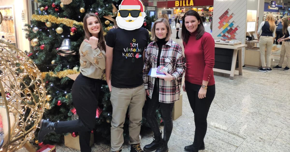 V Piešťanoch našla Vianočného Karola ako prvá Veronika. Dnes sa teší z výhry 500 EUR!