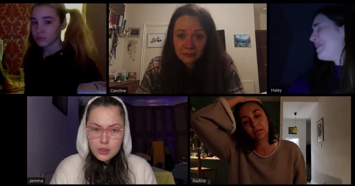 Karanténa počas korony inšpirovala nový horor. Ľudia cez videohovor vyvolajú ducha, ten ich straší na smrť!