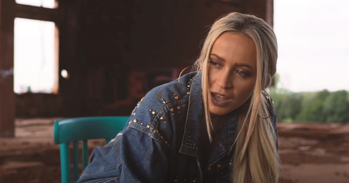 Dominika Mirgová zverejnila svoju najúprimnejšiu skladbu. Hľadá v nej svojho strateného „bráška“