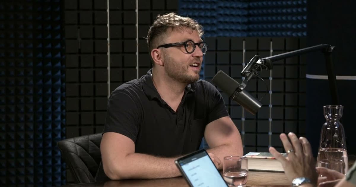 "Skôr než o priznanie, ide o zdôverenie," psychológ z poradne pre LGBTI ľudí Andrej Kuruc