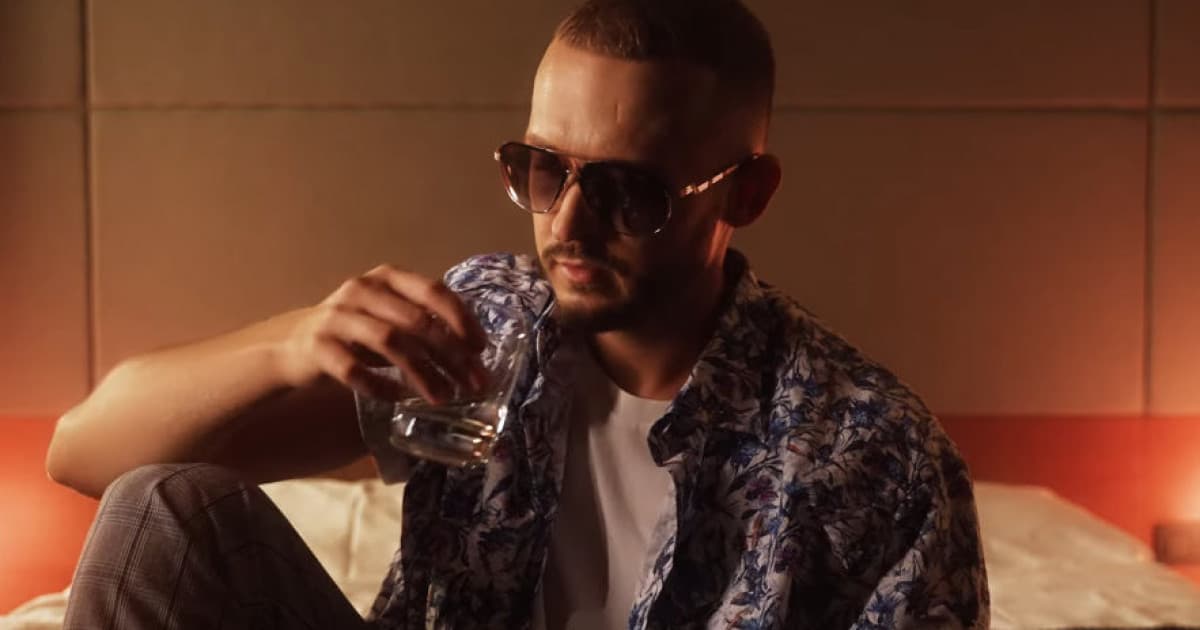 YouTuber Matej Zrebný odštartoval hudobnú kariéru. Vypočuj si jeho prvý singel!