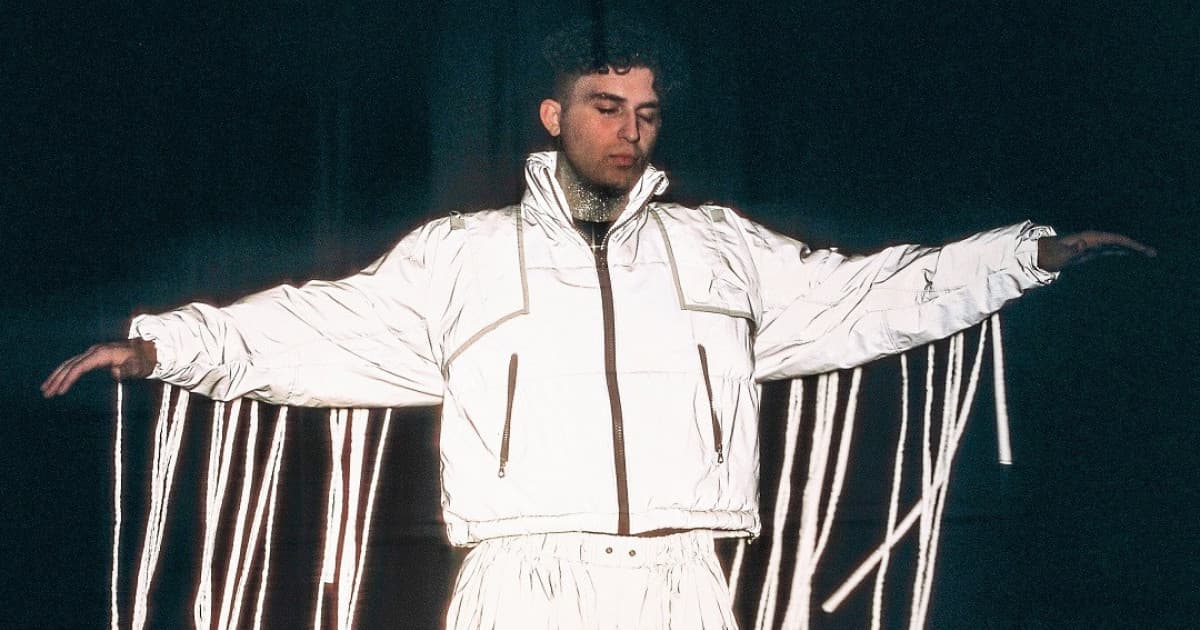 The Curly Simon zverejnil prvý singel z pripravovaného albumu