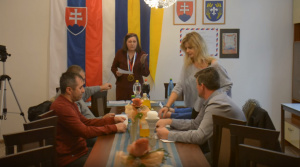 Na obecnom zastupiteľstve obce z východu sa pobavíš lepšie ako na akejkoľvek komédii