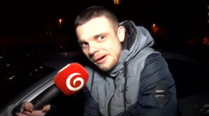 Mladý Michalovčan nabúral, lebo mu pes prepol pesničku. Nový hrdina internetu!