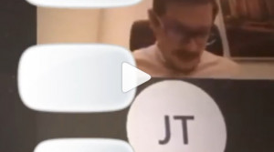 Aj takto môže vyzerať online výučba na Slovensku. Nevhodné pre maloletých!
